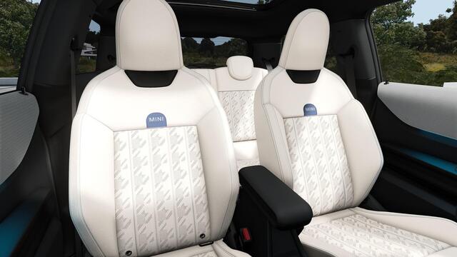 Mini COOPER C Pakket M + Favoured Trim | Actie