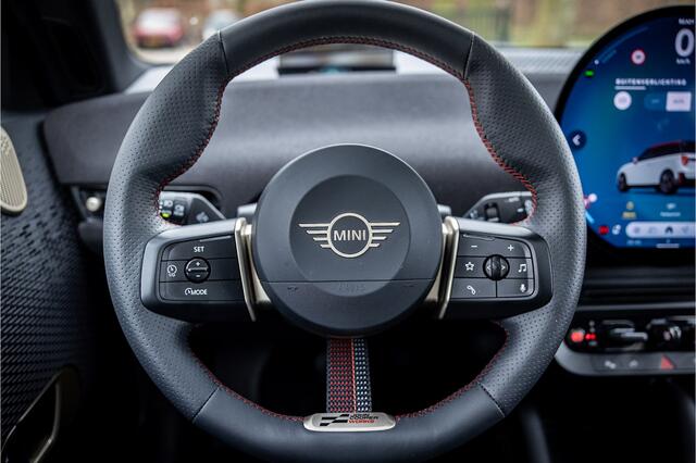 Mini COOPER Mini E JCW Pakket XL Nanuq White Panorama Harman Kardon
