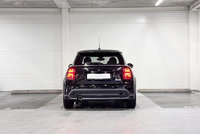 Mini COOPER 3-deurs | Achteruitrijcamera | Stoelverwarming | Navigatiesysteem