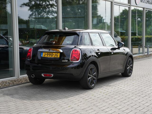 Mini COOPER 1.5 Chili | Clima | Navigatie | Stoelverwarming | Luxe Leder