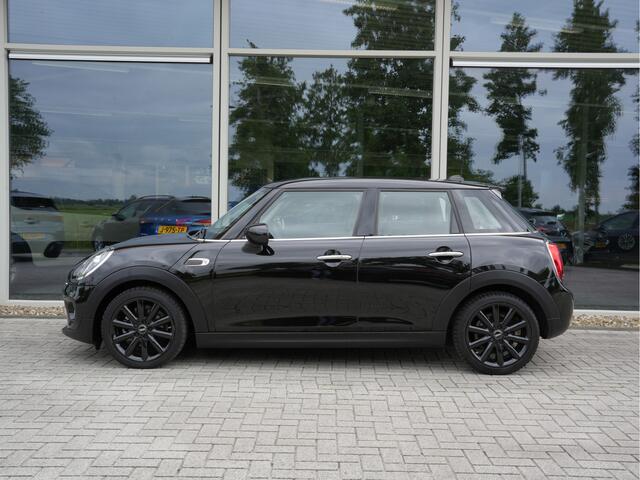 Mini COOPER 1.5 Chili | Clima | Navigatie | Stoelverwarming | Luxe Leder