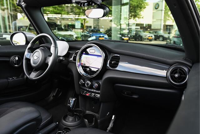 Mini COOPER Cabrio Automaat / LED / Airconditioning / Navigatie / Multifunctioneel stuurwiel / 16"LM-velgen