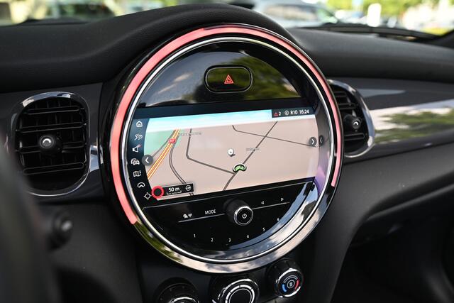 Mini COOPER Cabrio Automaat / LED / Airconditioning / Navigatie / Multifunctioneel stuurwiel / 16"LM-velgen