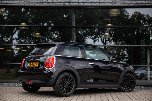 Mini COOPER Mini 1.5 , Carplay, Navigatie, Airco,