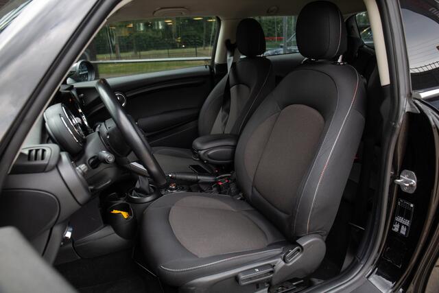 Mini COOPER Mini 1.5 , Carplay, Navigatie, Airco,