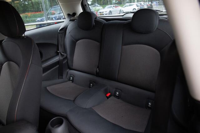 Mini COOPER Mini 1.5 , Carplay, Navigatie, Airco,