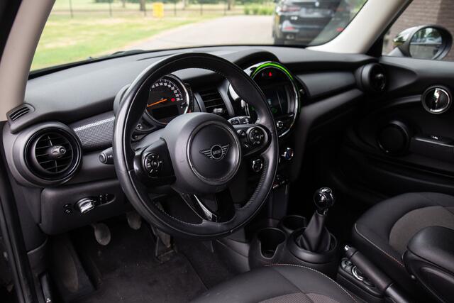 Mini COOPER Mini 1.5 , Carplay, Navigatie, Airco,