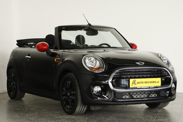 Mini COOPER Mini Cabrio 1.5 / PDC / Climate Control / All season