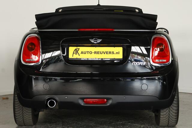 Mini COOPER Mini Cabrio 1.5 / PDC / Climate Control / All season