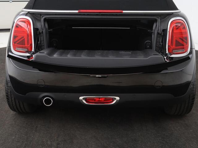 Mini COOPER Cabrio 1.5 Chili | Stoelverwarming | Carplay | Harman/Kardon | Full LED | Keyless | Navigatie | Climate control | Cruise control