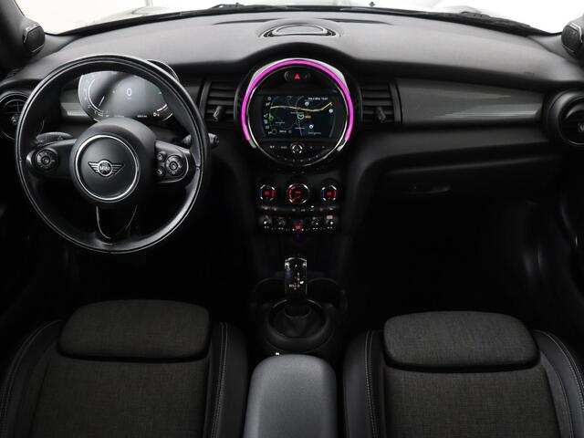 Mini COOPER Cabrio 1.5 Chili | Stoelverwarming | Carplay | Harman/Kardon | Full LED | Keyless | Navigatie | Climate control | Cruise control
