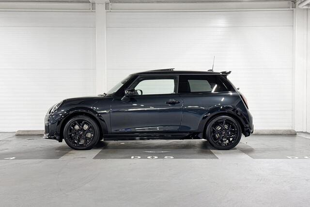 Mini COOPER C | John Cooper Works Trim | Pakket M | "17 JCW Sprint Spoke | Selections