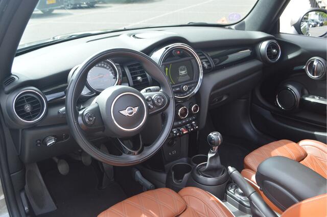 Mini COOPER Cabrio Chili / Sportstoelen / LED / Comfort Access / Stoelverwarming / Navigatie / Leder / Cruise Control