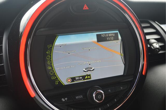 Mini COOPER Cabrio Chili / Sportstoelen / LED / Comfort Access / Stoelverwarming / Navigatie / Leder / Cruise Control