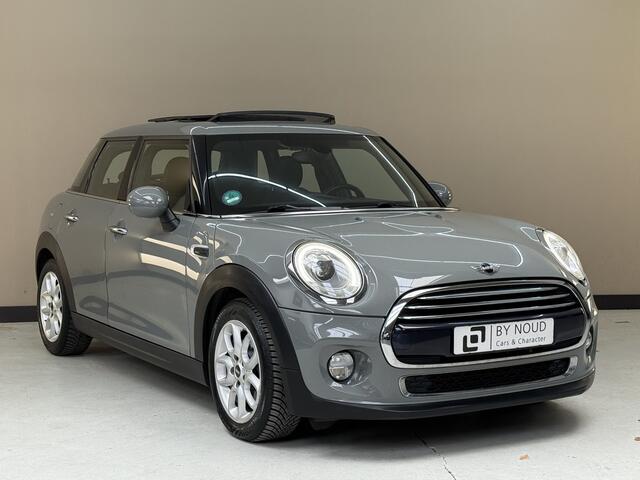 Mini COOPER Mini 1.5 135Pk, 2016, 1ste eigenaar, Panoramadak, Leder interieur, Cruise control, Stoelverwarming, LED koplampen, Parkeersensoren, 4 seizoenen banden,