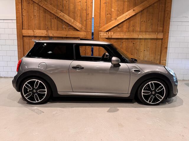 Mini COOPER Mini 1.5 JCW Clima/Apple carplay/Leder