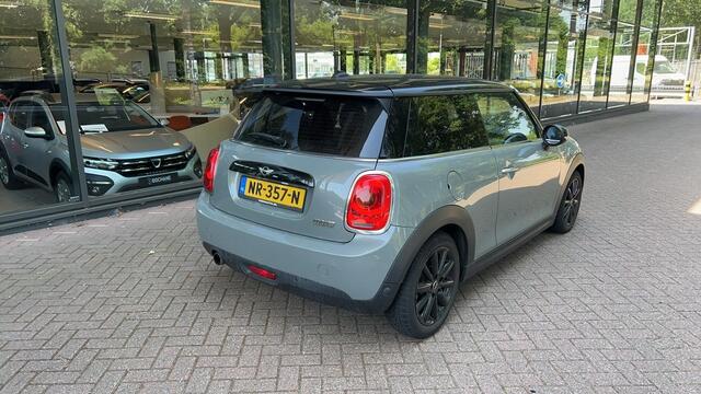 Mini COOPER Mini 1.5 Business