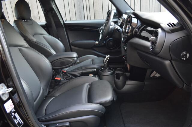 Mini COOPER 1.5 Aut. Led Panorama Leder Harman Kardon CarPlay Pdc