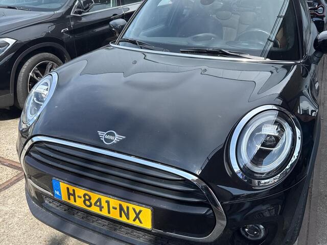 Mini COOPER 5-deurs 60 Years Edition | Panorama | Leder | Camera | Harman Kardon
