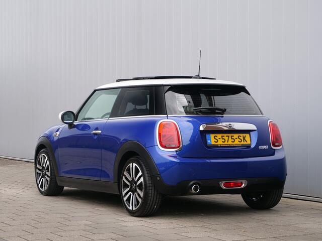 Mini COOPER Mini 1.5 60 Years Edition 136 Pk Automaat Navigatie / Camera / Pano-dak / Leer