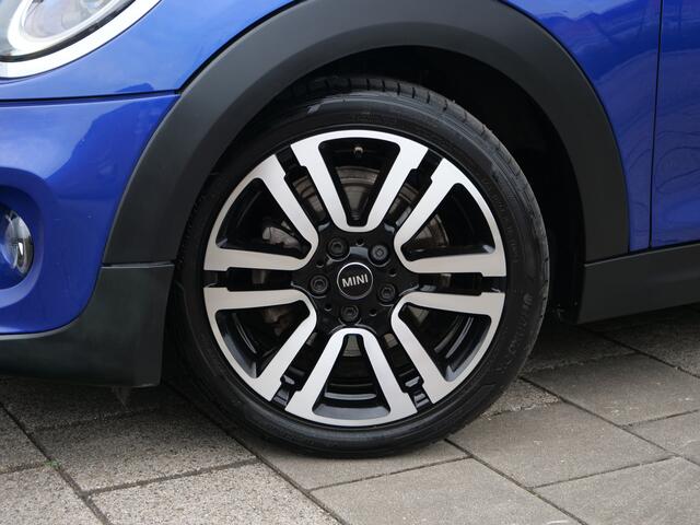 Mini COOPER Mini 1.5 60 Years Edition 136 Pk Automaat Navigatie / Camera / Pano-dak / Leer