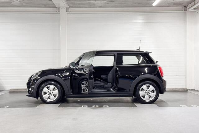 Mini COOPER 3-Deurs Salt | Cruise control | Apple CarPlay | Navigatiesysteem