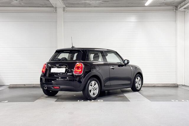 Mini COOPER 3-Deurs Salt | Cruise control | Apple CarPlay | Navigatiesysteem