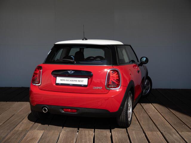 Mini COOPER 3-deurs Cruise Control + Stoelverwarming + Navigatie