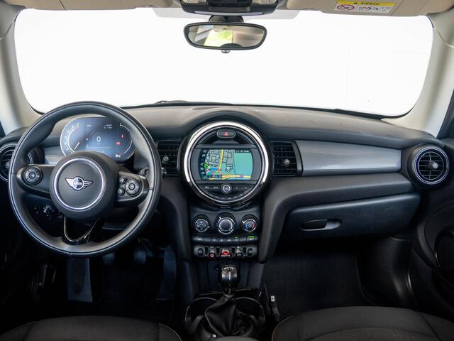 Mini COOPER 3-deurs Cruise Control + Stoelverwarming + Navigatie