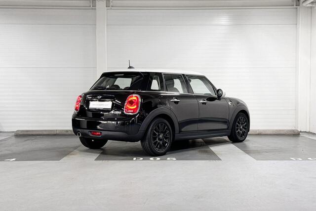 Mini COOPER Mini 1.5 Business Edition | Stoelverwarming | Park Distance Control | Apple CarPlay