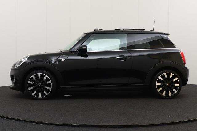 Mini COOPER Mini 1.5 Aut. Classic Pano-dak Climate Carplay 17'LMV
