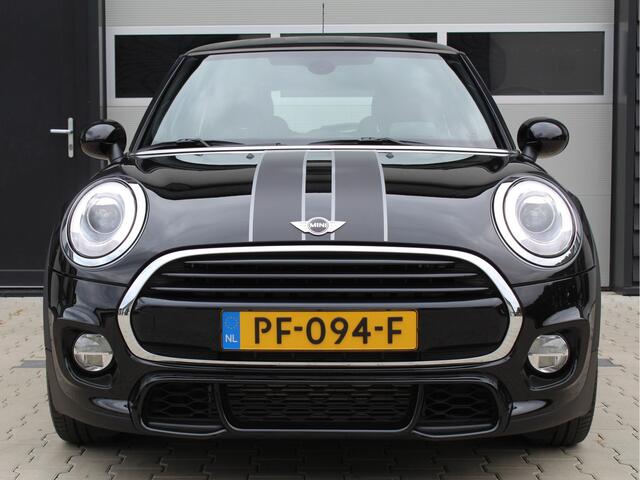 Mini COOPER Mini 1.5 Chili Serious Business | NAP | JCW pakket | LED | Navi