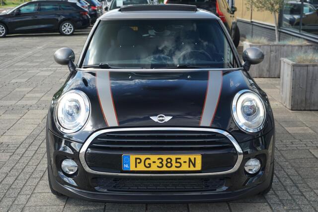 Mini COOPER Mini 1.5 Chili Business Seven | Pano |
