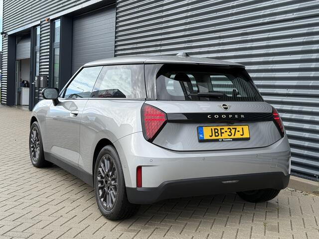 Mini COOPER Mini E Essential 40.7 kWh