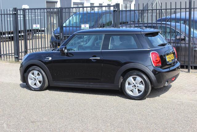 Mini COOPER Mini 1.5 Navigatie, 136PK!