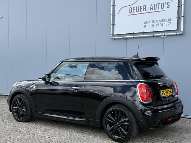 Mini COOPER Mini 1.5 Chili Serious Business JCW Pakket/Navigatie.