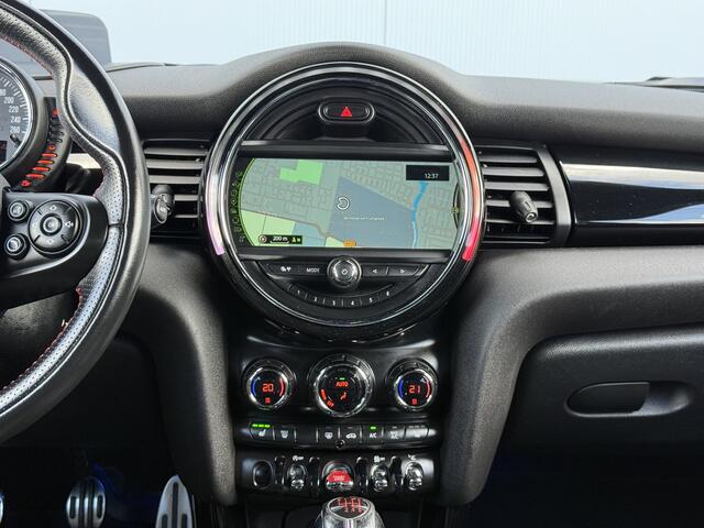 Mini COOPER Mini 1.5 Chili Serious Business JCW Pakket/Navigatie.