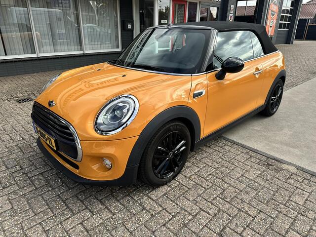 Mini COOPER Mini Cabrio 1.5 Chili Business