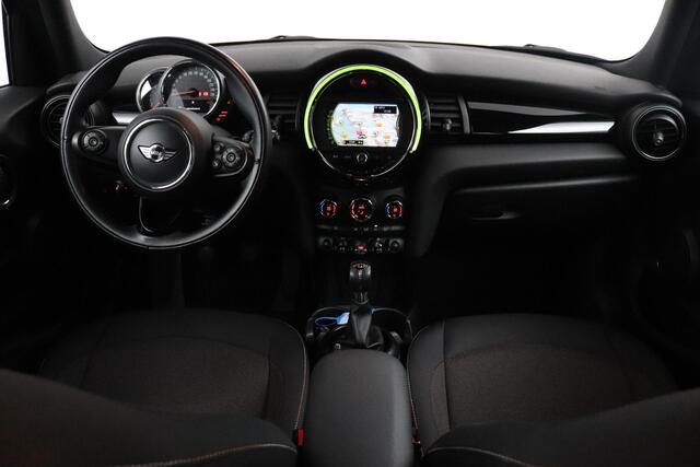 Mini COOPER One 1.2 Turbo 100pk Salt Business | NL Auto | Climate Control | Navigatie |