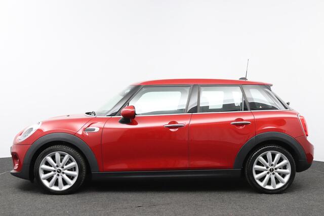 Mini COOPER One 1.2 Turbo 100pk Salt Business | NL Auto | Climate Control | Navigatie |