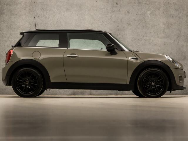 Mini COOPER Mini 1.5 Chili Sport (NAVIGATIE, DEALER ONDERHOUDEN, CLIMATE, LED KOPLAMPEN, SPORTSTOELEN, CRUISE, PARKEERSENSOREN, LM VELGEN, NIEUWSTAAT)
