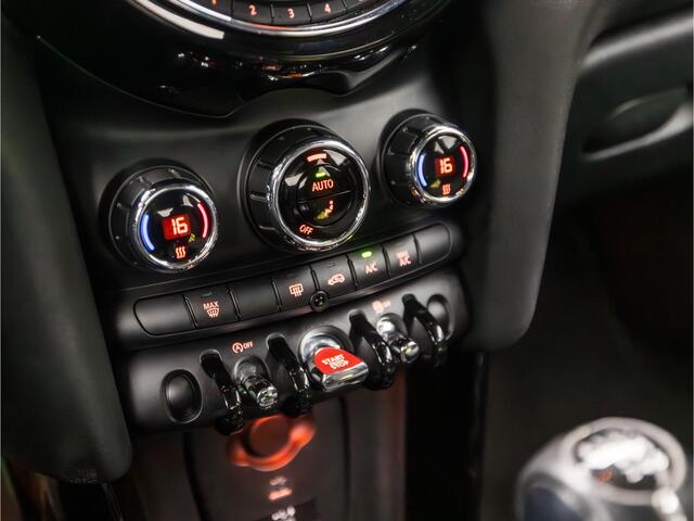 Mini COOPER Mini 1.5 Chili Sport (NAVIGATIE, DEALER ONDERHOUDEN, CLIMATE, LED KOPLAMPEN, SPORTSTOELEN, CRUISE, PARKEERSENSOREN, LM VELGEN, NIEUWSTAAT)