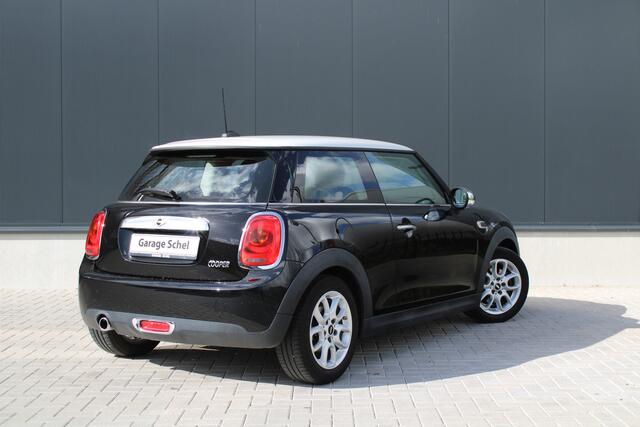 Mini COOPER Mini 1.5 Chili Business - Leder - LED - Navi - Bluetooth - Cruise - Stoelverwarming - Auto Klimaat - Rijklaar