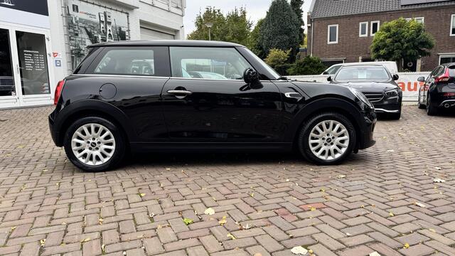 Mini COOPER Mini 1.5 Business | Navigatie | LM velgen | Volledig onderhouden |