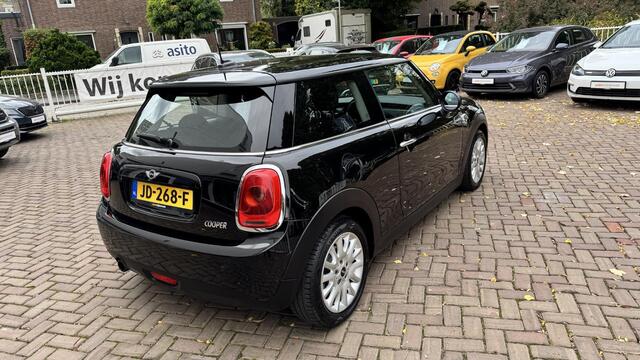 Mini COOPER Mini 1.5 Business | Navigatie | LM velgen | Volledig onderhouden |