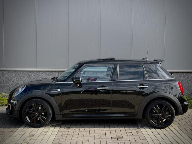 Mini COOPER Mini 1.5 Chili JCW-pakket Panoramadak Clima Stoelverwarming PDC Carplay LED Dealer O.H.