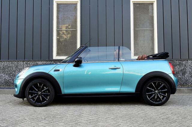 Mini COOPER Mini Cabrio 1.5 Chili Serious Business Rijklaarprijs-Garantie Leder Interieur Led Navigatie Airco Stoelverwarming