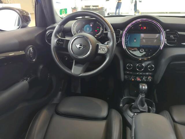 Mini COOPER Mini 1.5 Business Edition nl-auto | navi | camera