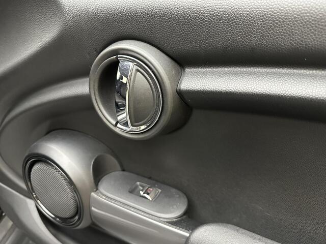 Mini COOPER Mini 1.5 17'' LM Velgen | Apple Carplay | Navigatie | Cruise | Complete onderhouds hist