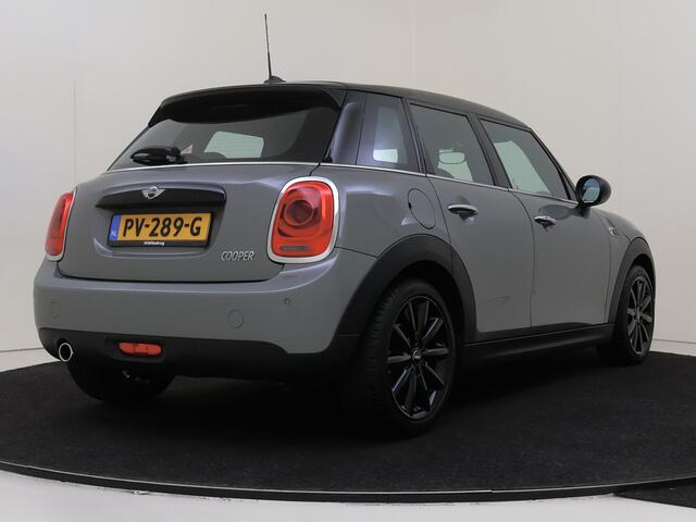 Mini COOPER Mini 1.5 Chili Business | Automaat | Clima | Navigatie | Parkeerhulp |